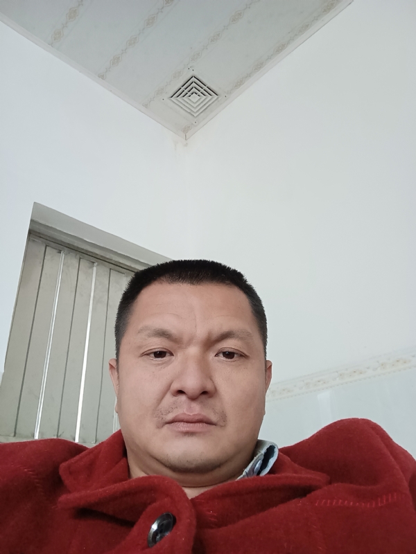 兰成龙的第一张照片--武平中老年相亲网